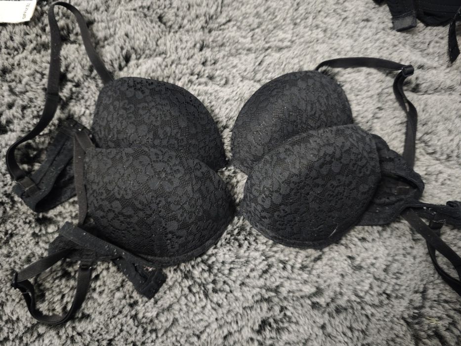 Сутиени Tezenis.