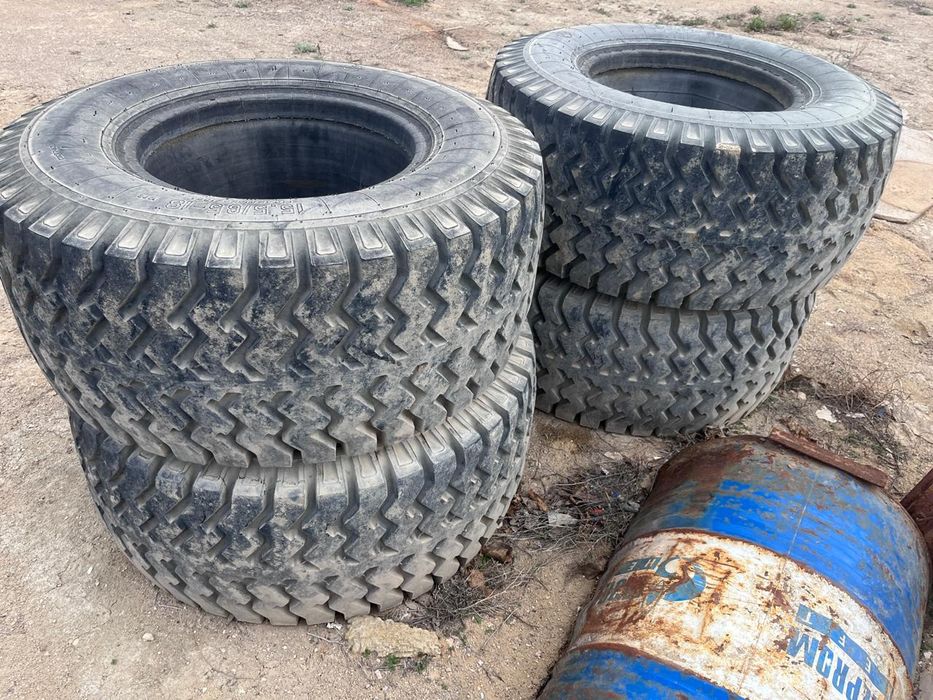 Покрышки 15.5/65-18