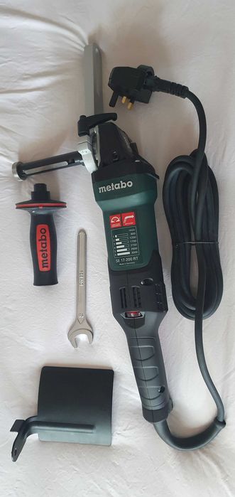 Продавам шлифовъчна / сатинираща машина Metabo SE SE 17-200