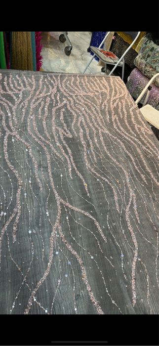 dantela deosebita roz