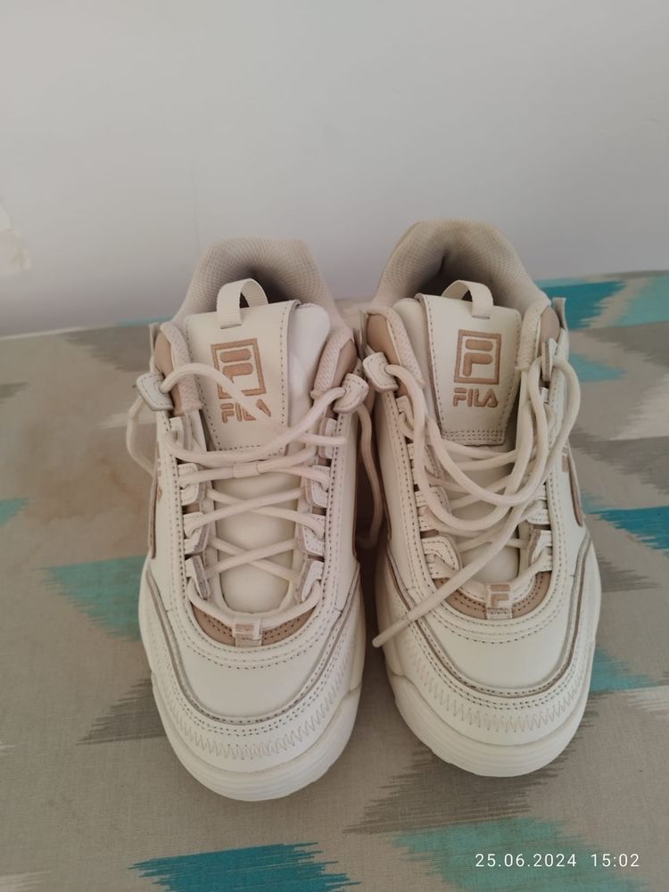 Adidas dama FILA Crem Marimea 38 Craiova OLX.ro