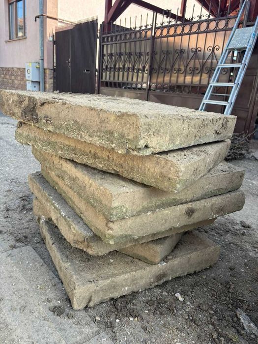 Placi de beton pentru trotuar