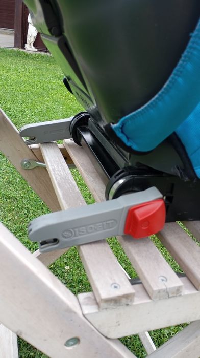 Scaun auto Britax cu sistem isofix