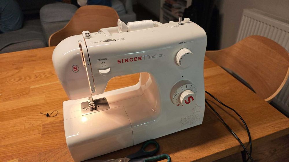 Неизползвана Шевна Машина Singer Tradition 160 (2250)