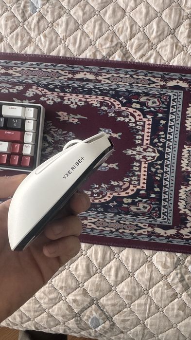 Игровая клавиатура и мышь