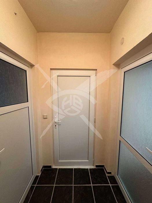 Дава се под наем Двустаен апартамент в Варна, Трошево - 60 кв.м за 300 € - Снимка #2