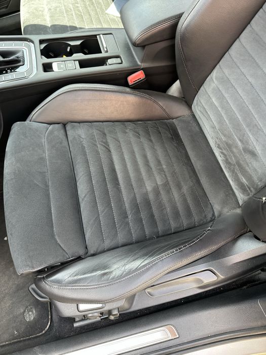 Interior complet piele Vw Passat B8 break 2016 alcantara incalzire scaune bancheta cotiera fete usi Vw Passat B8 1.4 TSI GTE PLUGIN HYBRID
