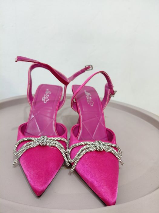 Pantofi cu toc fuchsia