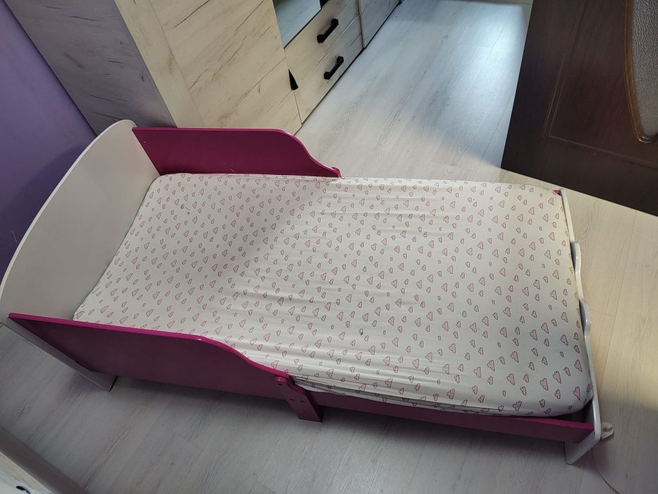 Sifonier si pătuț fetite