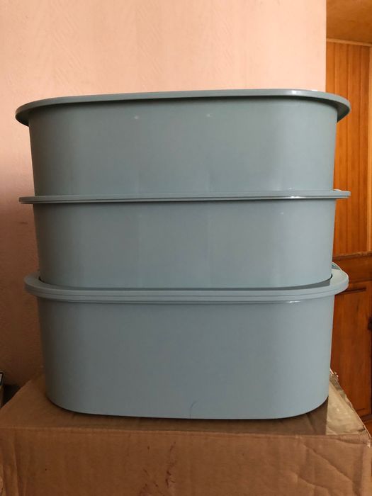 Контейнеры для хранения вещей