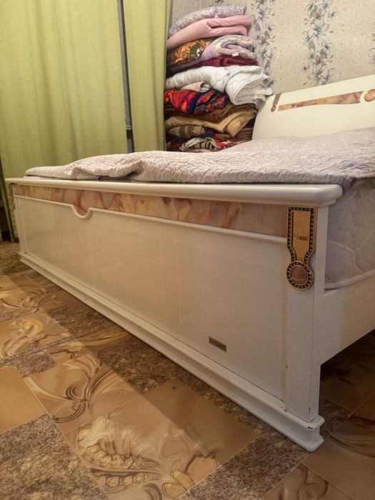 Спальная гарнитура