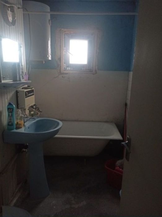 Vand apartament  4 camere