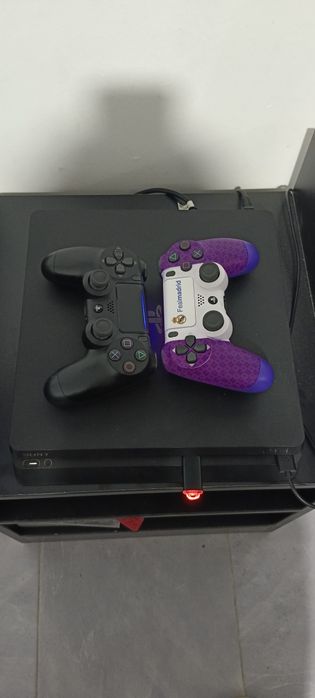 Ps4 slim 28 ta oʻyin 2ta joystick vizlom Goldhen