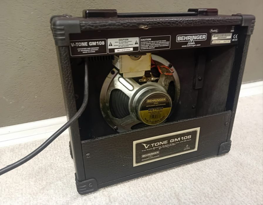 Amplificator chitara Behringer V Tone GM108