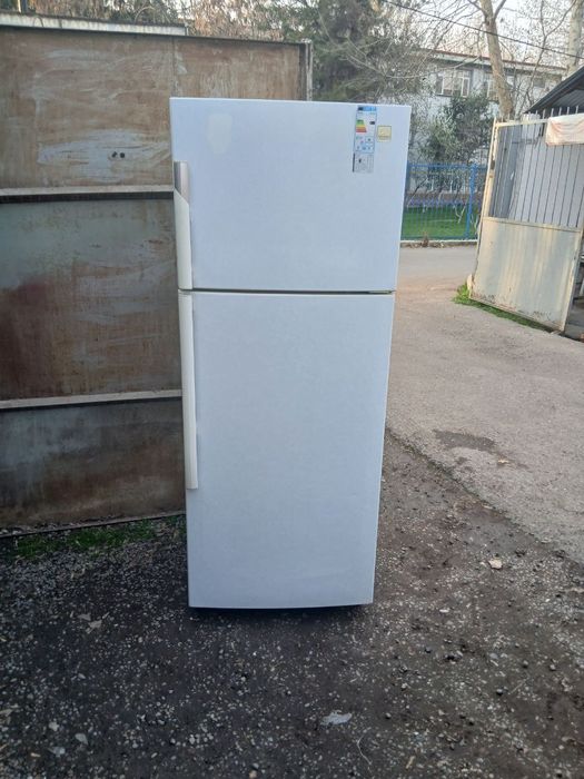 Продаётся холодильник