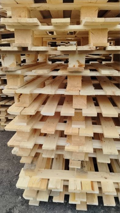 Продам поддоны 130/110