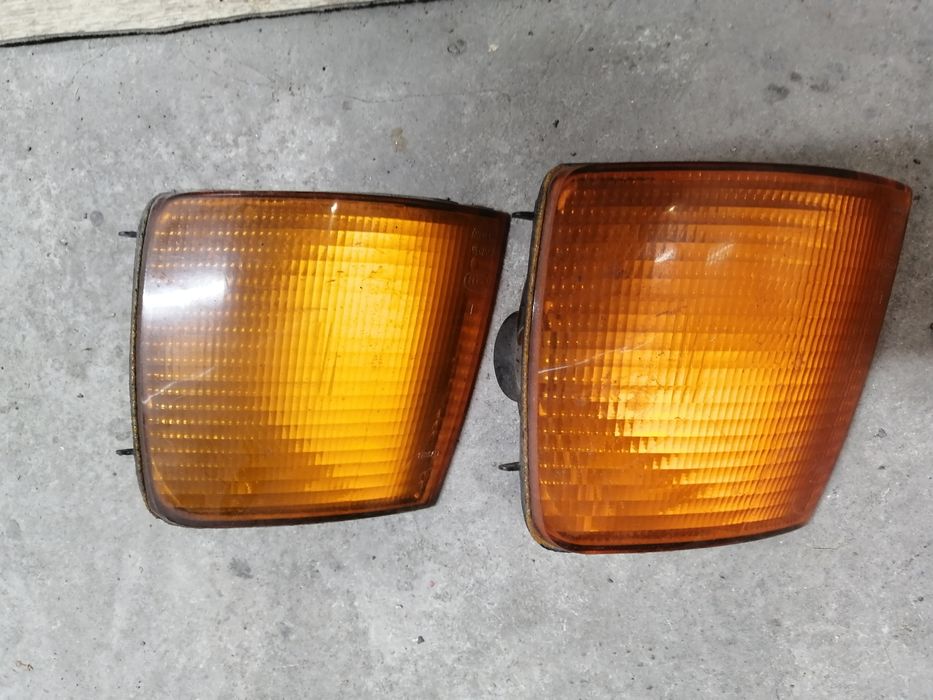 Продам поворотники оригинал пассат в3