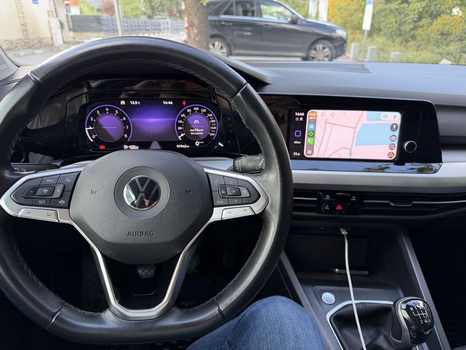 Volkswagen Golf 8, 1.0 TSI