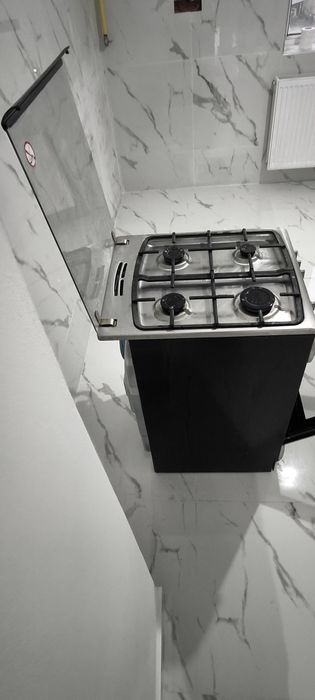 Aragaz Hansa FCMX59229, Gaz, 4 arzatoare, Mixt, Grill,Rotisor,Clasa A