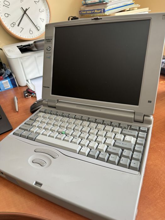 Ретро лаптоп Toshiba Satellite Pro 425 cdt