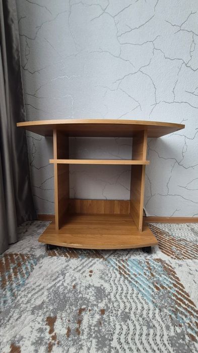 Тумбочка под телевизор