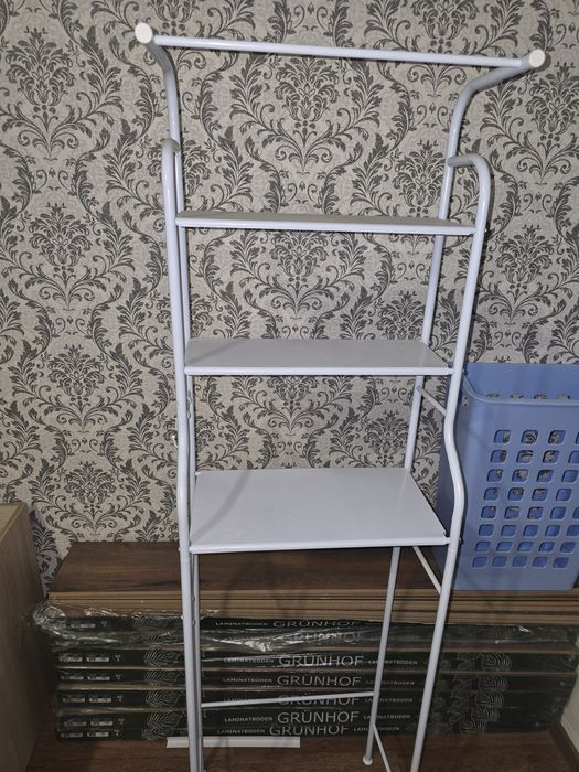 Продам полку под унитаз.