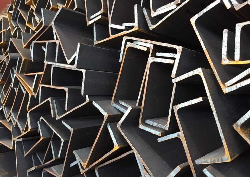 Швеллер стальной 22П