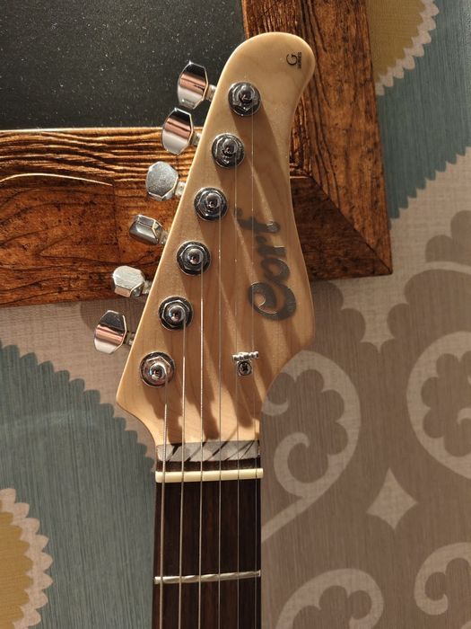 электрогитара Cort G280