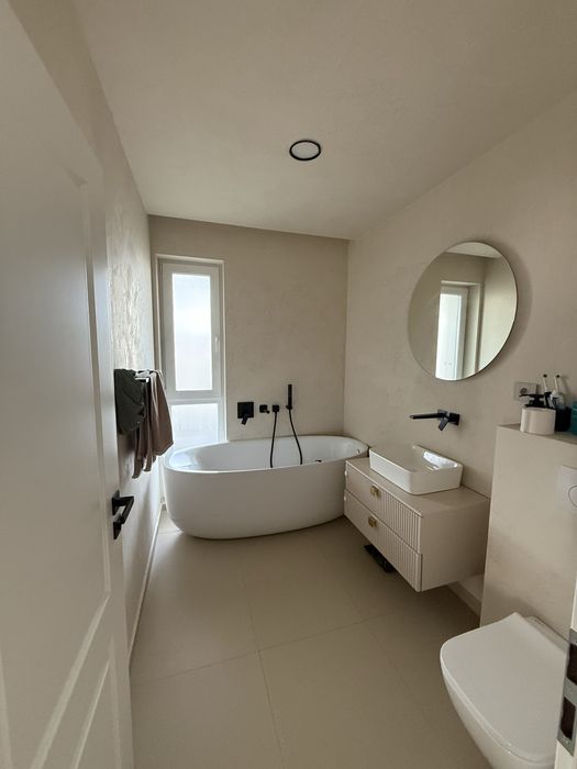 Vand apartament finisat strada campina