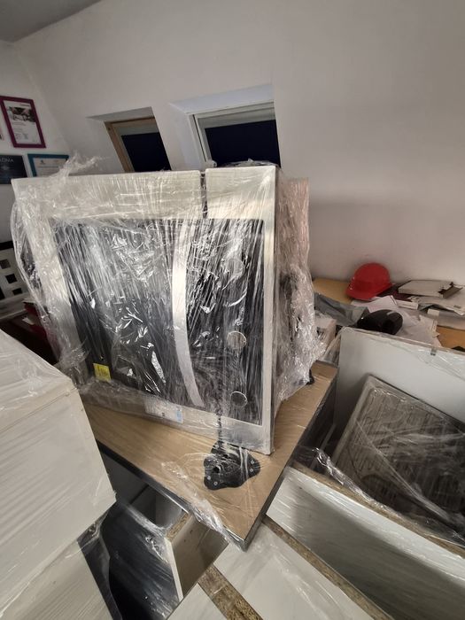 Vand mobila bucatarie noua, utilata complet cu electrocasnice noi