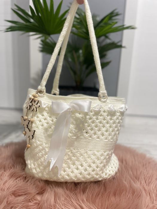 Ръзно изработени чанти