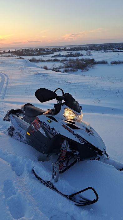Продам Снегоход Polaris IQ 800