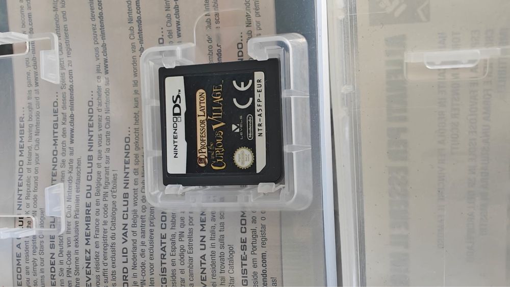 Jocuri Nintendo DS - Pokemon Diamant, Dqm, Il professor Layton