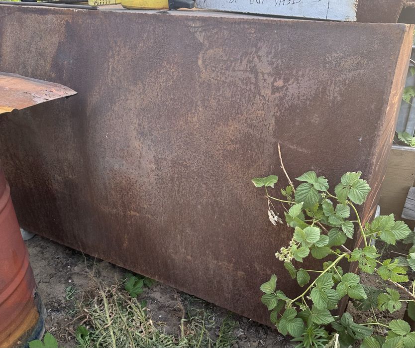 Продам железный бак