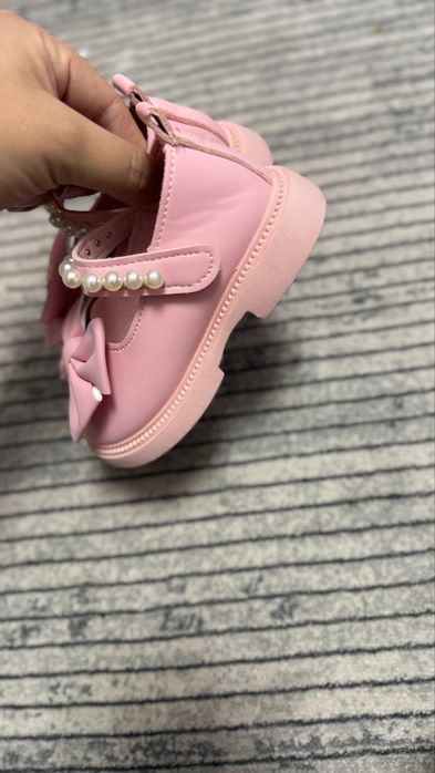 Pantofiori de fetite