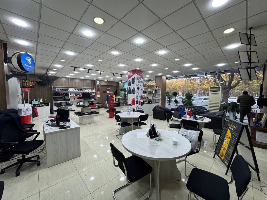 Ганга 300 м2 срочно Open space половина кабинеты под Шоурум / Офис