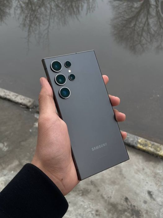 Samsung galaxy s24 ultra 5G 12/256gb