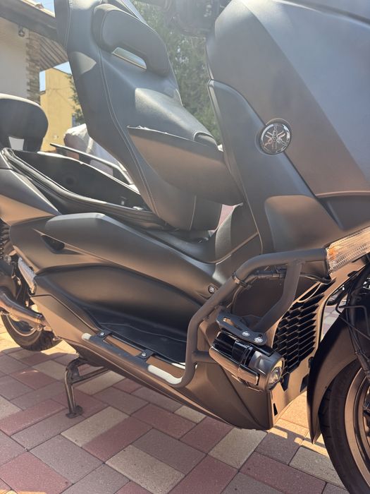 Yamaha X-Max 300 2019