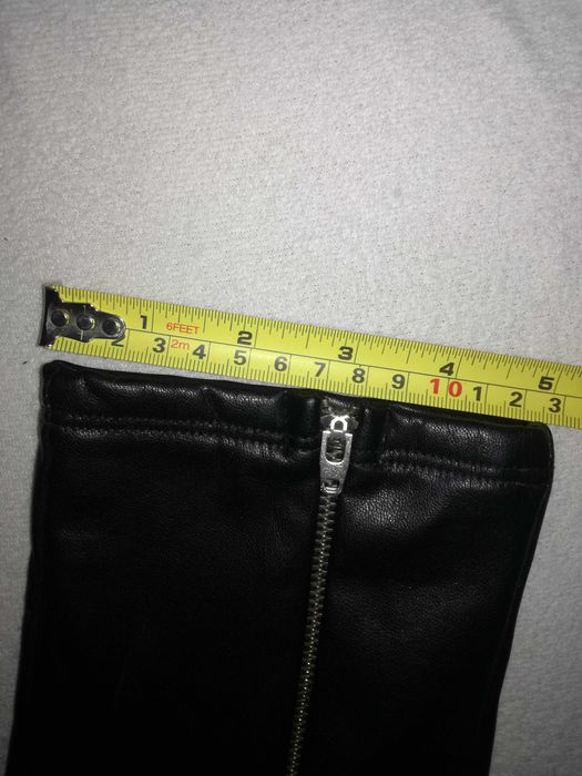 Подарявам дамски кожен клин