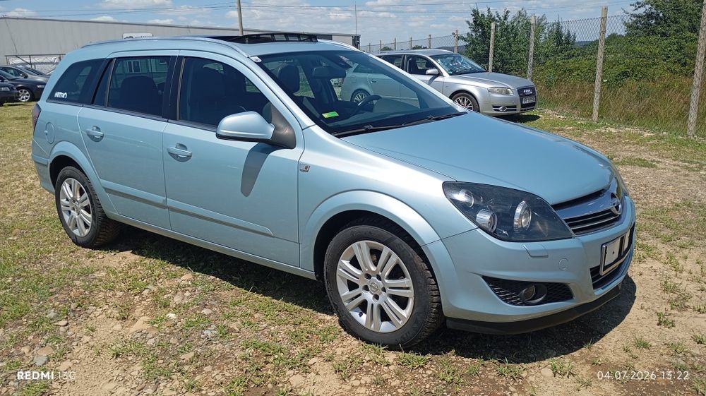 Opel Astra 1.7 CDTI 2010 Full