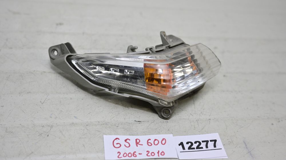 Semnalizare Semnal Fata Dreapta Suzuki GSR 600 2006 - 2010