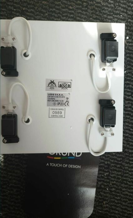 Spot pentru 4 led-uri