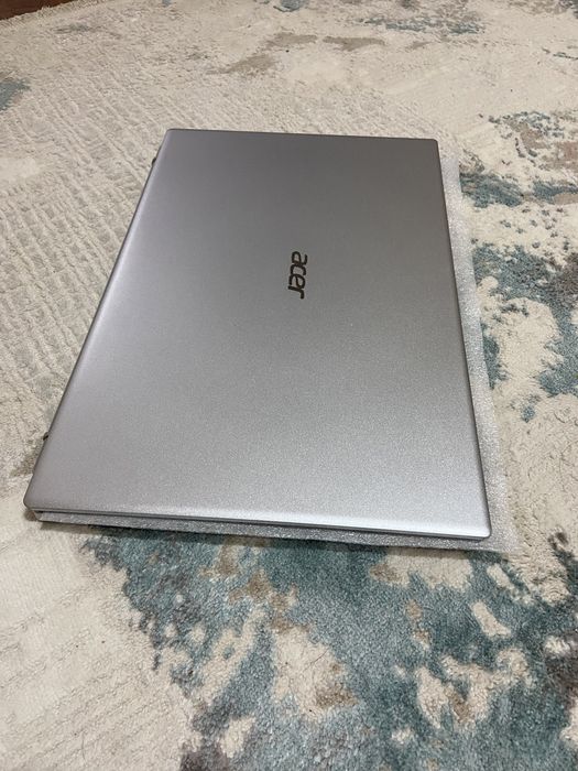 Acer Core i3, 1135G7 пок 11