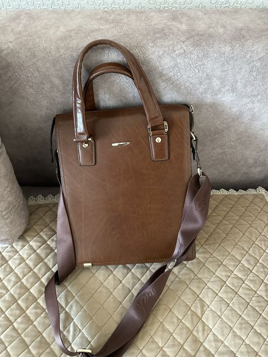 Продам кожанную сумку | рюкзак