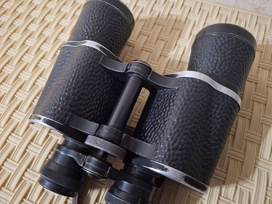 Бинокль ссср продаю.