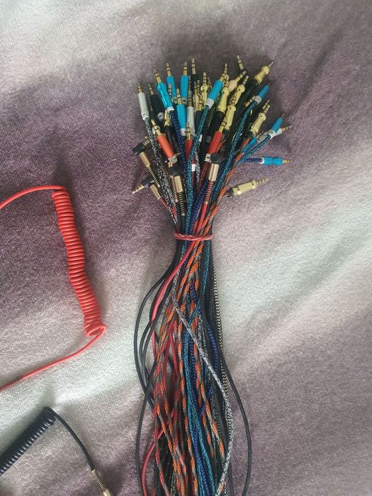 Auks kabellar bor har xil turidan bor, optomga ham bor, aux kabel,кабе