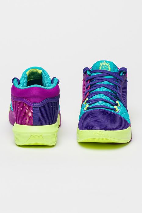 Pantofi cu amortizare baschet NIKE LeBron Witness 8 marime 43 noi