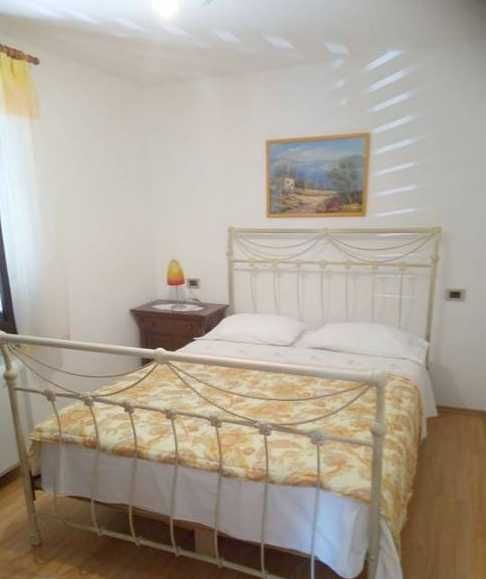 Дава се под наем Тристаен апартамент в Пловдив, Мараша - 90 кв.м за 357 € - Снимка #2