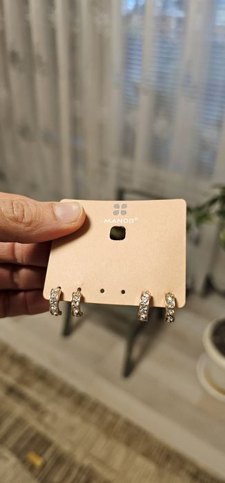 Продавам дамски обеци