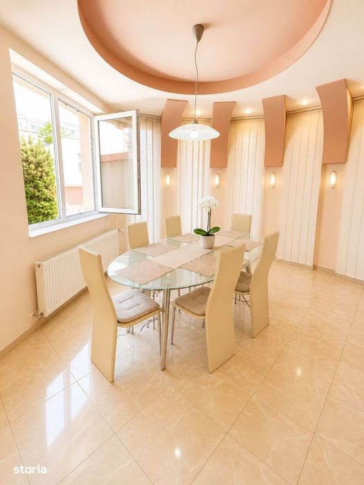 Proprietar vinde casa cu 5 camere